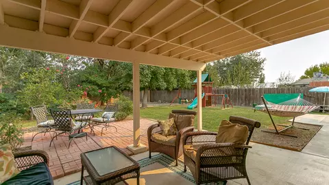3326 Auburn Dr, Redding, CA 96001 photo 11