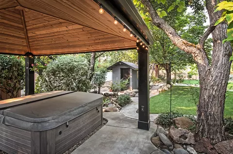 11430 Wales Dr, Redding, CA 96003 photo 35