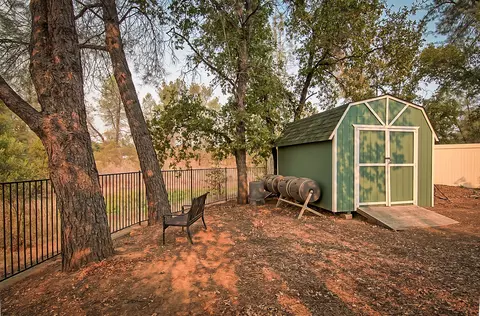 11430 Wales Dr, Redding, CA 96003 photo 45