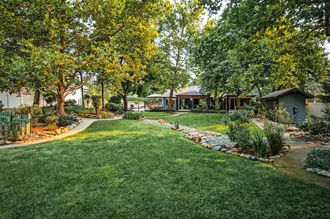 11430 Wales Dr, Redding, CA 96003 photo 46