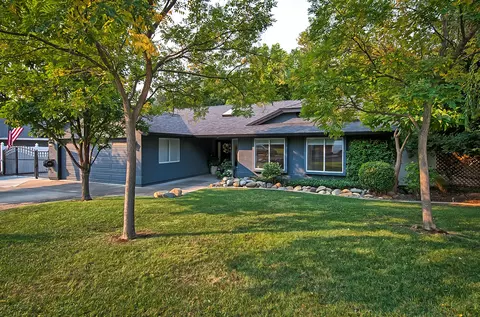 11430 Wales Dr, Redding, CA 96003 photo 2