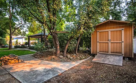11430 Wales Dr, Redding, CA 96003 photo 51