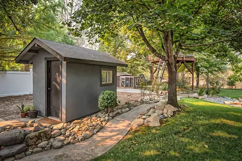 11430 Wales Dr, Redding, CA 96003 photo 38