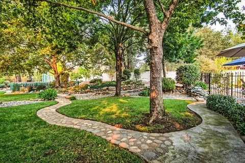 11430 Wales Dr, Redding, CA 96003 photo 52