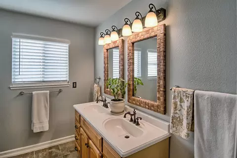 11430 Wales Dr, Redding, CA 96003 photo 25