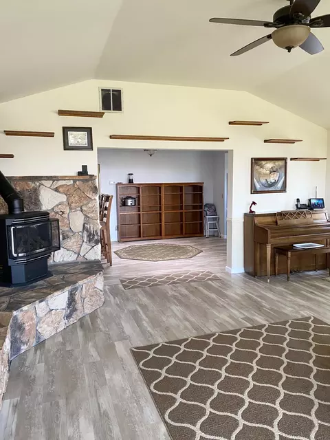 22830 Smith Ave, Gerber, CA 96035 photo 15