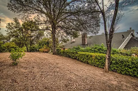 15594 Mountain Shadows Dr, Redding, CA 96001 photo 23