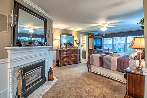 15594 Mountain Shadows Dr, Redding, CA 96001 photo 10