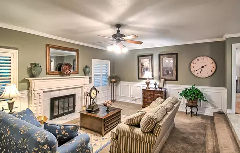 15594 Mountain Shadows Dr, Redding, CA 96001 photo 4