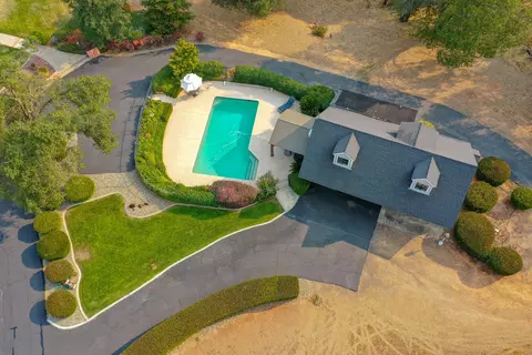 15594 Mountain Shadows Dr, Redding, CA 96001 photo 28