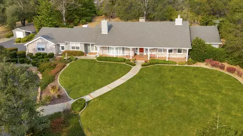 15594 Mountain Shadows Dr, Redding, CA 96001 photo 30