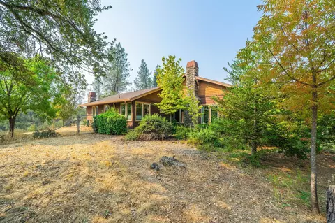 8398 Double Tree Ln, Redding, CA 96001 photo 7