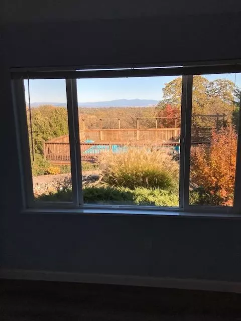 461 Teakwood Dr, Redding, CA 96003 photo 11