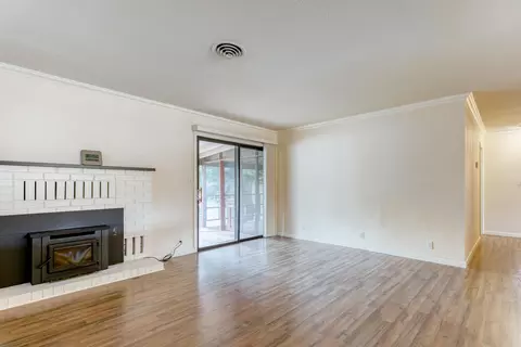 18080 Forest Rd, Lakehead, CA 96051 photo 6