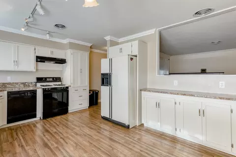 18080 Forest Rd, Lakehead, CA 96051 photo 9