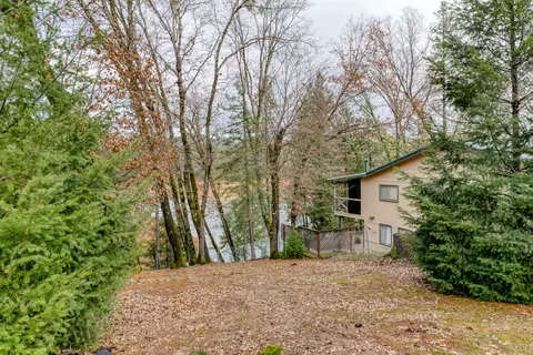 18080 Forest Rd, Lakehead, CA 96051 photo 23
