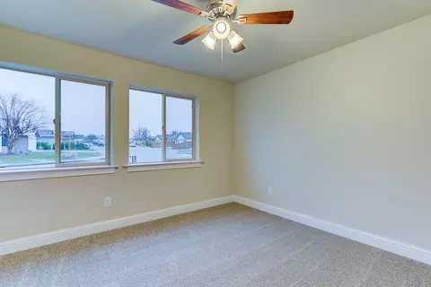 11371 Menlo Way, Redding, CA 96003 photo 23