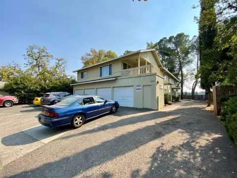 1133 Del Sol Pl, Redding, CA 96002 photo 4