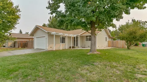 2905 Red Bud Ln, Anderson, CA 96007 photo 2