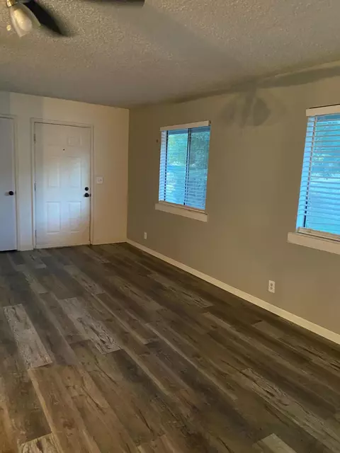 910 Ashmount Ave, Red Bluff, CA 96080 photo 2