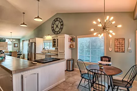 1457 Lakeside Dr, Redding, CA 96001 photo 11