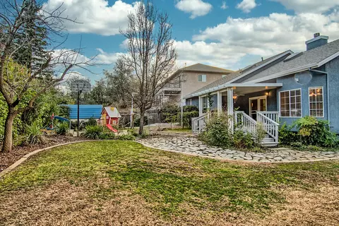 1457 Lakeside Dr, Redding, CA 96001 photo 29