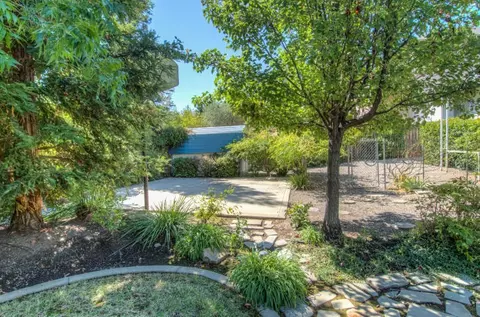 1457 Lakeside Dr, Redding, CA 96001 photo 31