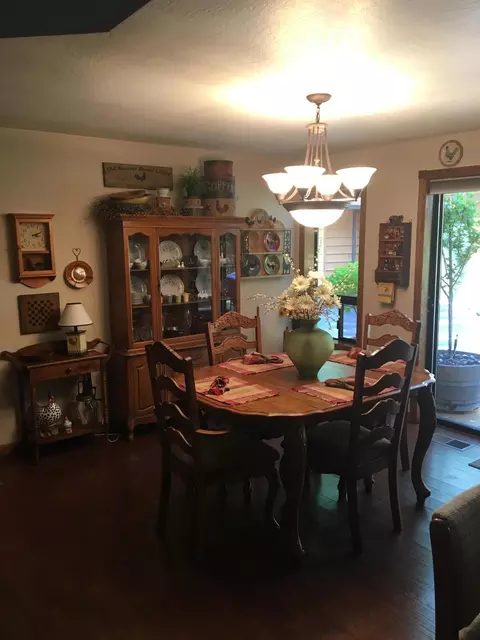 160 Lakeview Dr, Trinity Center, CA 96091 photo 6