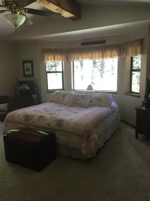 160 Lakeview Dr, Trinity Center, CA 96091 photo 12
