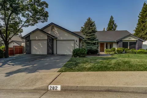 282 Shadowrun Ct, Redding, CA 96003 photo 1