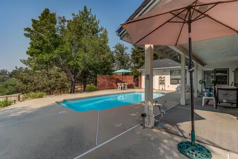 282 Shadowrun Ct, Redding, CA 96003 photo 23
