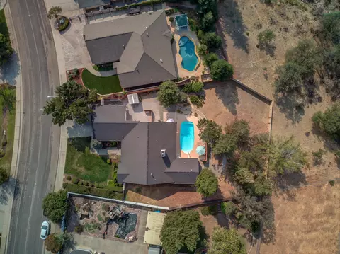 282 Shadowrun Ct, Redding, CA 96003 photo 20