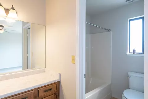 1035 Dara Ct, Redding, CA 96003 photo 13