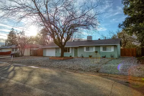 2341 Wilson Ave, Redding, CA 96002 photo 1