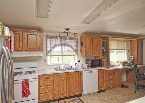 23251 Murray Ave, Gerber, CA 96035 photo 10