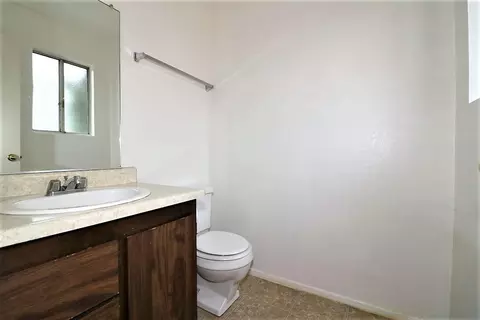 1060 East St, Redding, CA 96001 photo 17