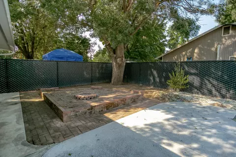 6658 Creekside St, Redding, CA 96001 photo 24
