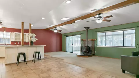 6658 Creekside St, Redding, CA 96001 photo 6