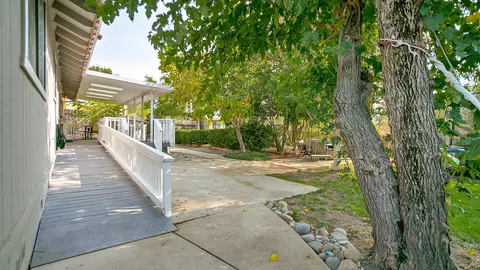 847 Country Oak Dr, Redding, CA 96003 photo 22