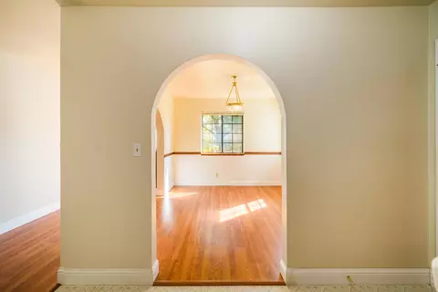 2110 Tiburon Dr, Redding, CA 96003 photo 6