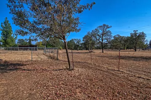 9693 Logan Rd, Redding, CA 96003 photo 38