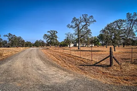 9693 Logan Rd, Redding, CA 96003 photo 9