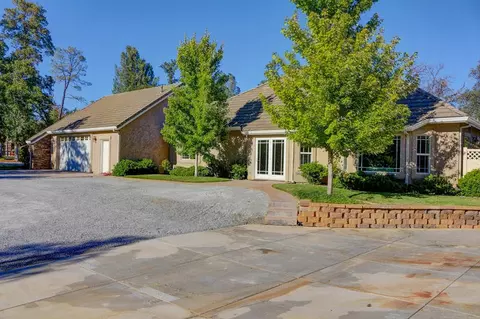 13313 Tierra Oaks Dr, Redding, CA 96003 photo 23