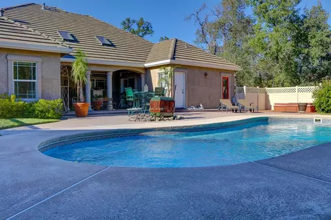 13313 Tierra Oaks Dr, Redding, CA 96003 photo 5