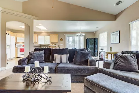 2740 Gemstone Ct, Redding, CA 96001 photo 6