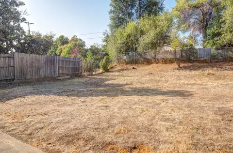 1442 Hemlock Ave, Anderson, CA 96007 photo 27