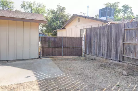 1442 Hemlock Ave, Anderson, CA 96007 photo 31