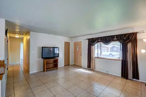 1442 Hemlock Ave, Anderson, CA 96007 photo 8
