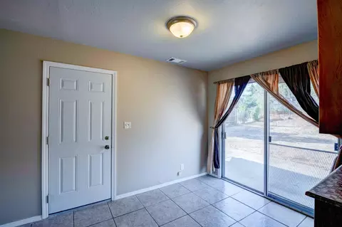 1442 Hemlock Ave, Anderson, CA 96007 photo 12