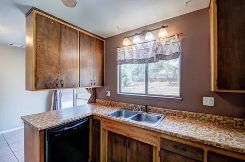 1442 Hemlock Ave, Anderson, CA 96007 photo 11